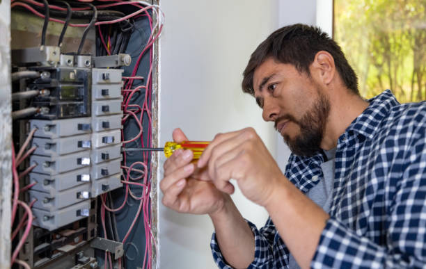 Best Licensed Electrician  in Cohasset, MN